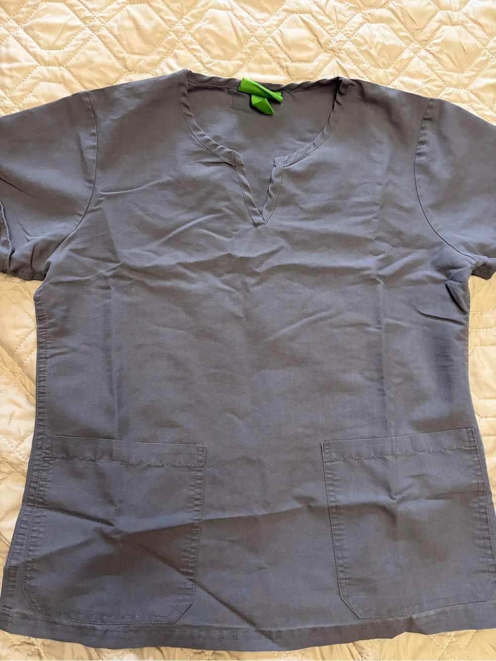 CROCS Women's Slate Gray V-Notch scrub Top